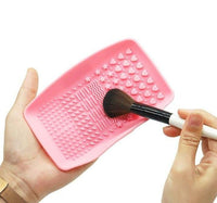 Girliestuffs - Makeup Brush Cleaner Pad